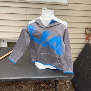 Country Club Chic Under Armour Boys' Fleece Highlight Printed Hoodie small